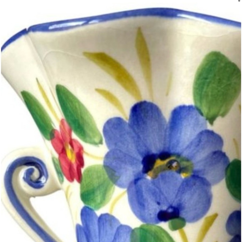 Vtg FTD Ceramic VASE Handpainted
Flowers Italy both side Handle brilliant color - Picture 10 of 14